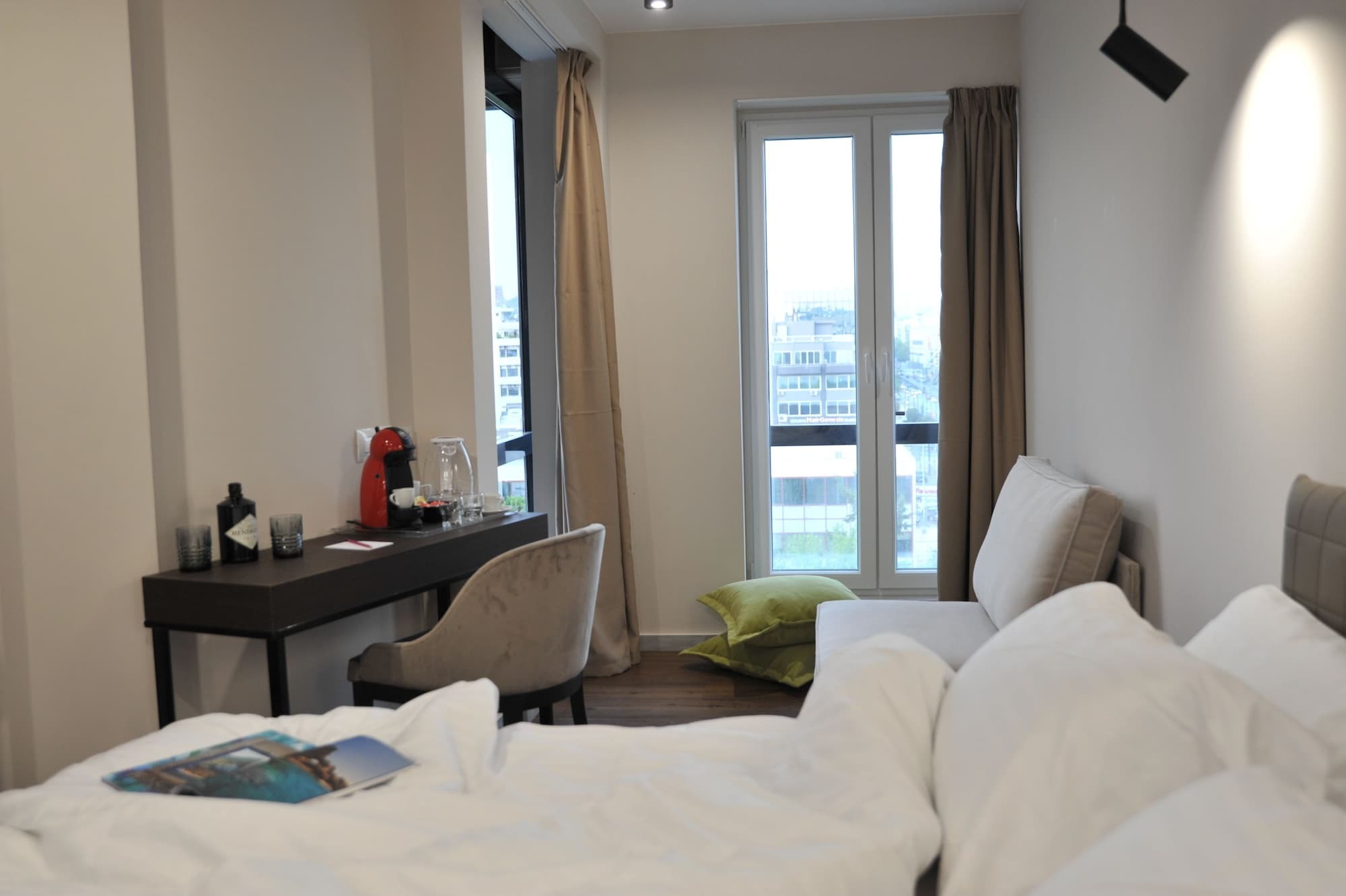 B4B Athens 365 Hotell Eksteriør bilde