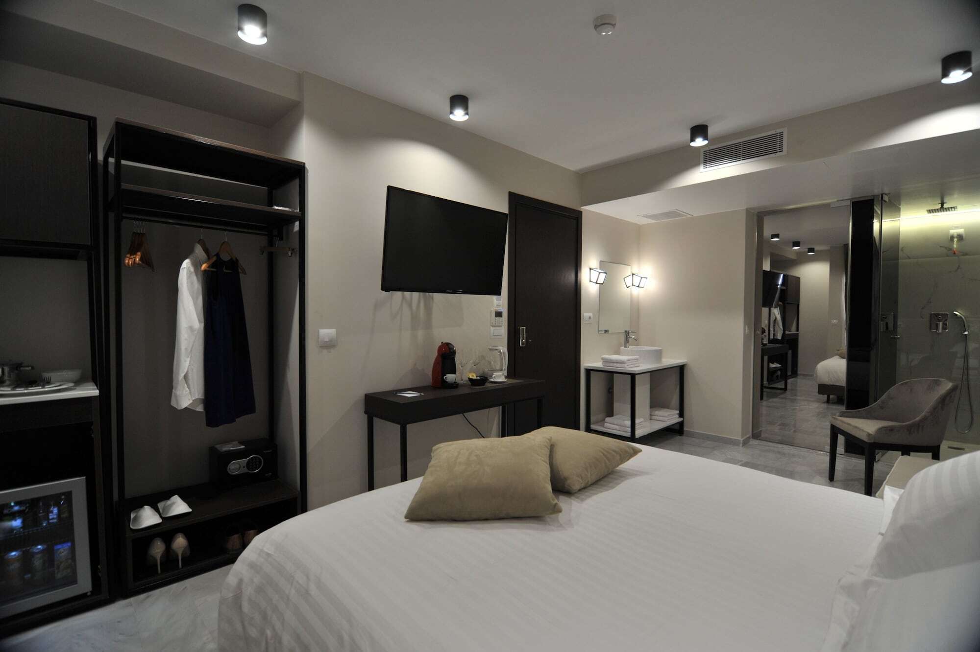 B4B Athens 365 Hotell Eksteriør bilde